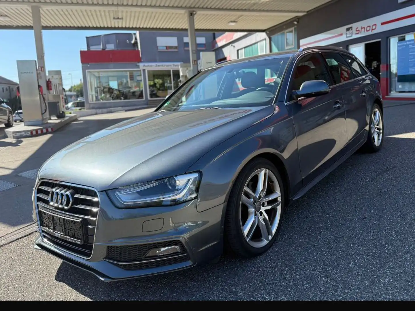 Audi A4 S line Sportpaket / plus Navi, SHZ, PDC Grau - 1