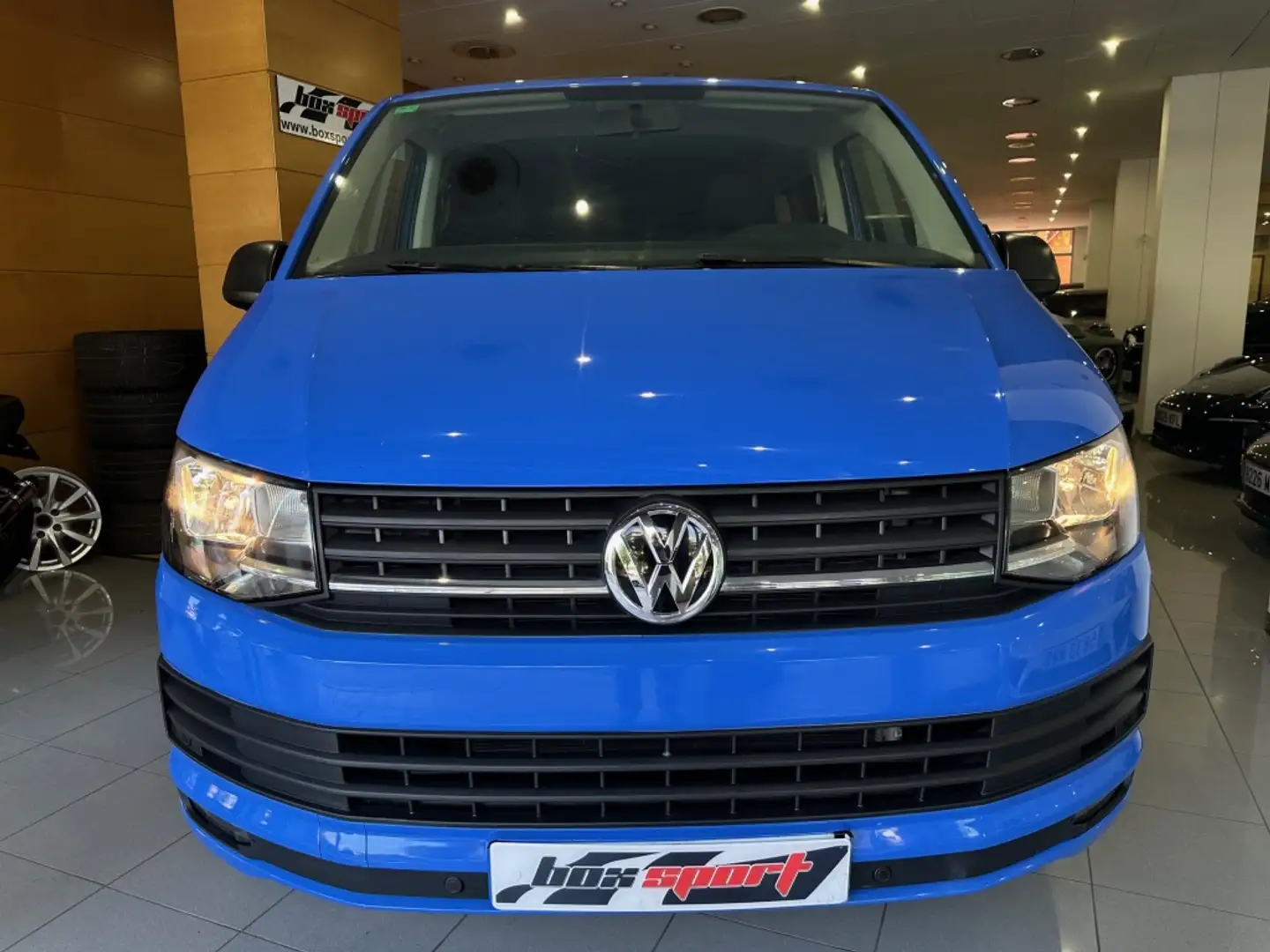 Volkswagen T5 Caravelle 2.0 TDi Blau - 2