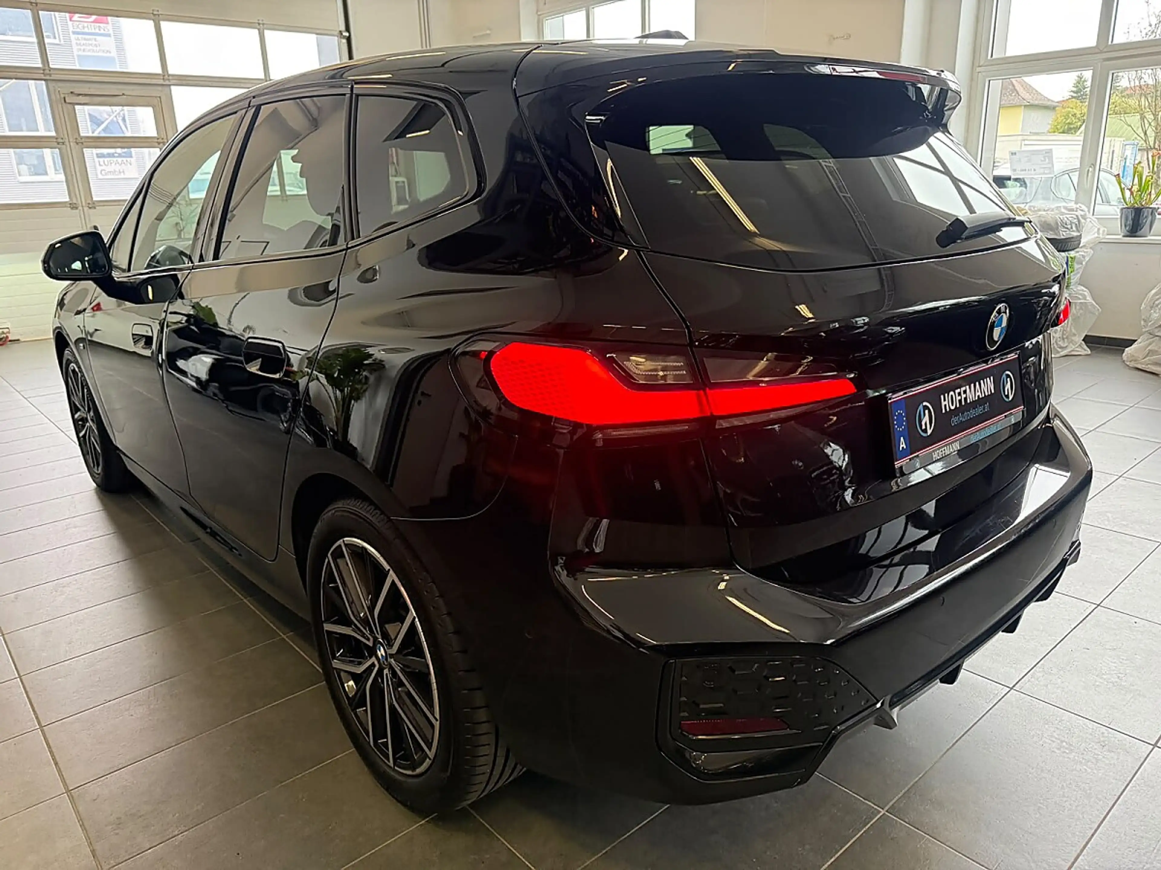 BMW 218 i Active Tourer Aut. M-Packet/SH/18"Alu — photo 4