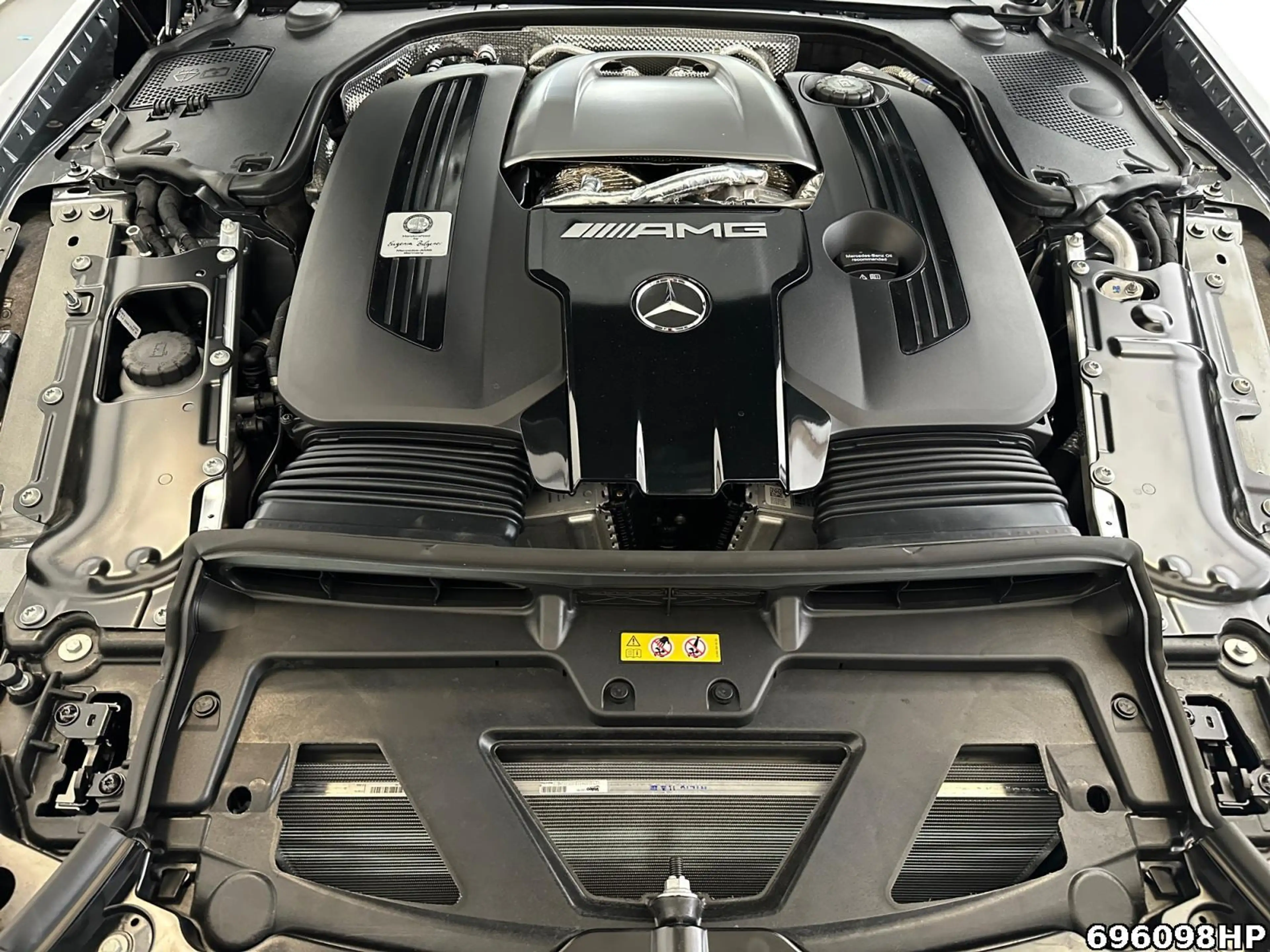 Mercedes-Benz AMG GT 63 4MATIC+ +AERO+NIGHT+MASSAGE+HUD+360°K+ — photo 7