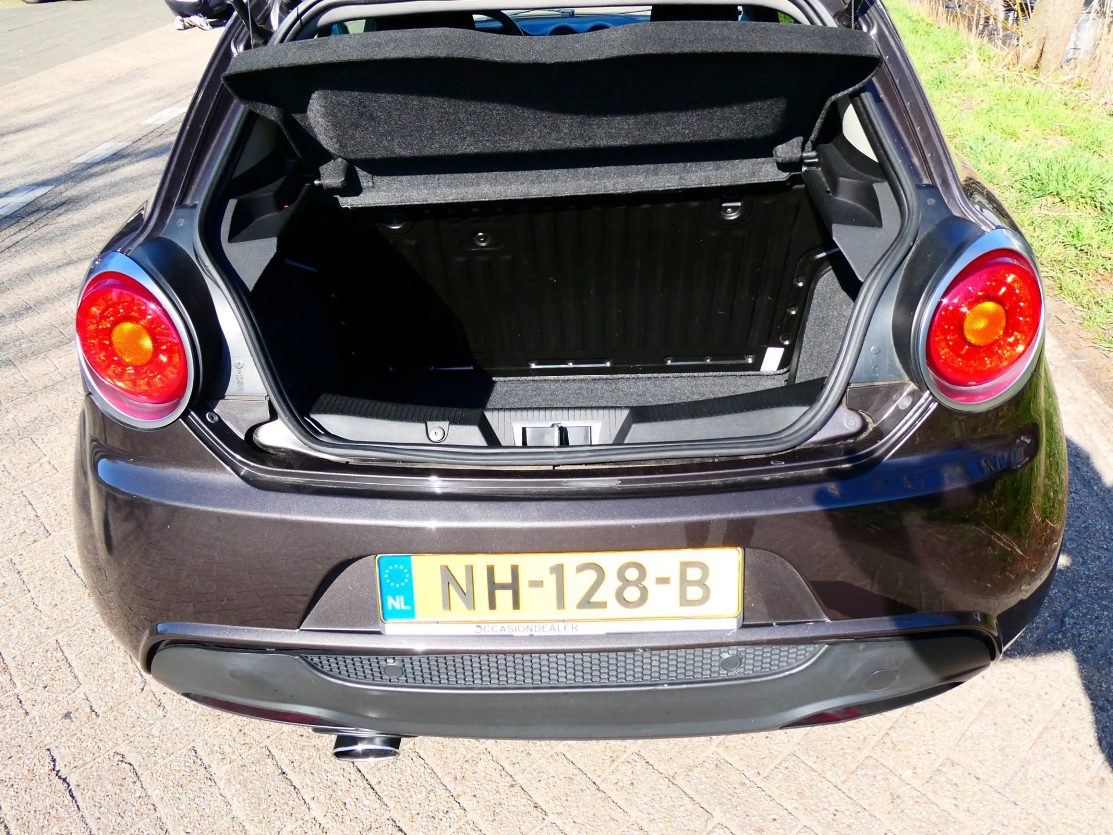 Alfa Romeo MiTo 0.9 TwinAir 100pk Airco 2e eigenaar Multimedia Zui — photo 14