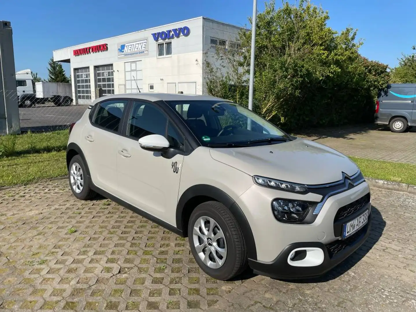 Citroen C3 PureTech 82 1.2 Grau - 1