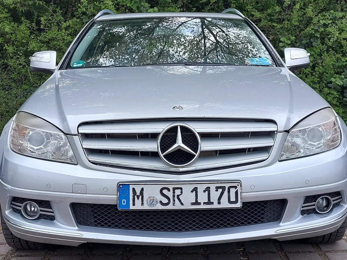 Mercedes-Benz 220 Kombilimusine Stříbrná - 2