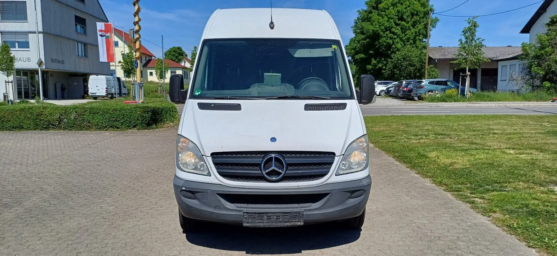 Mercedes-Benz Sprinter 316 CDI KA L2H2 Klima AHK 2,8t Weiß - 2