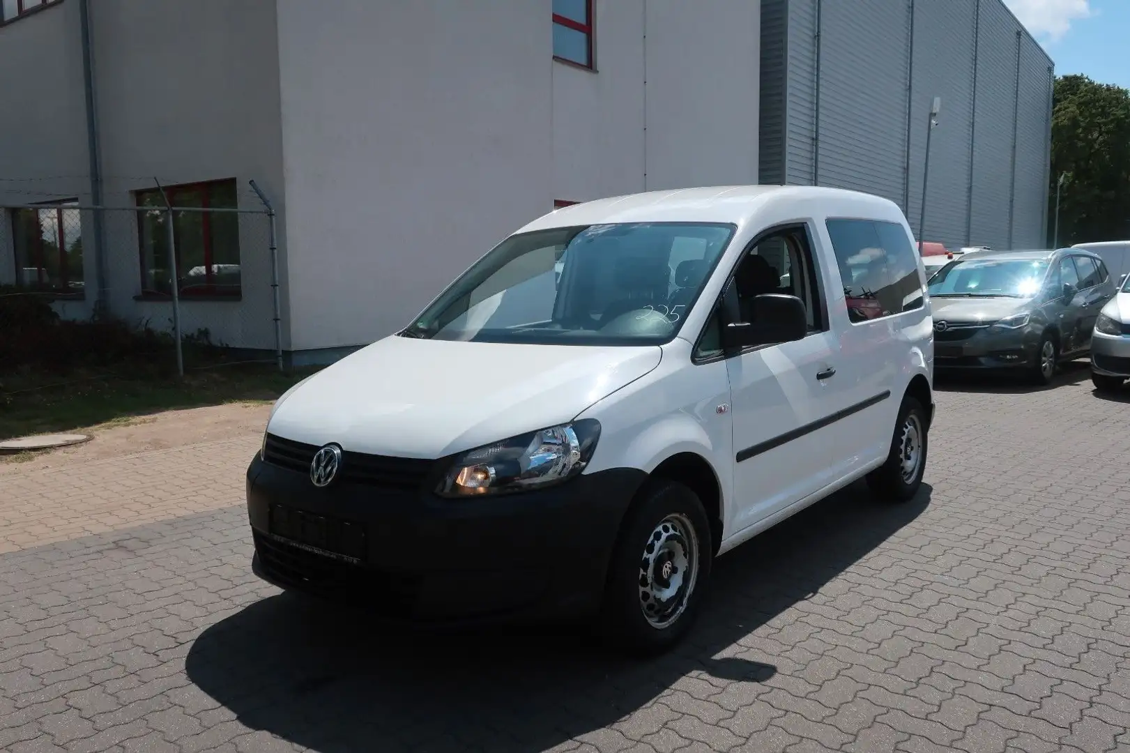 Volkswagen Caddy 2. Hand / Klima / AHK / FN: 225 Weiß - 1