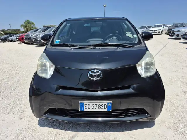 Toyota Iq view 6
