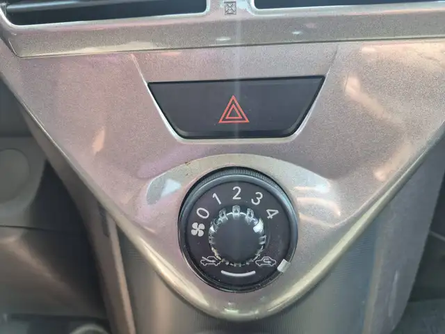 Toyota Iq view 8