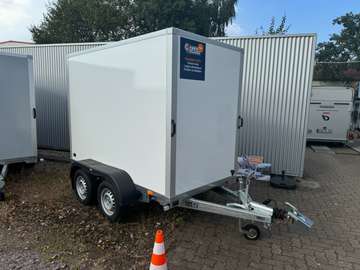 GO 256 134 180 2000-2 GFK! 100Km/h