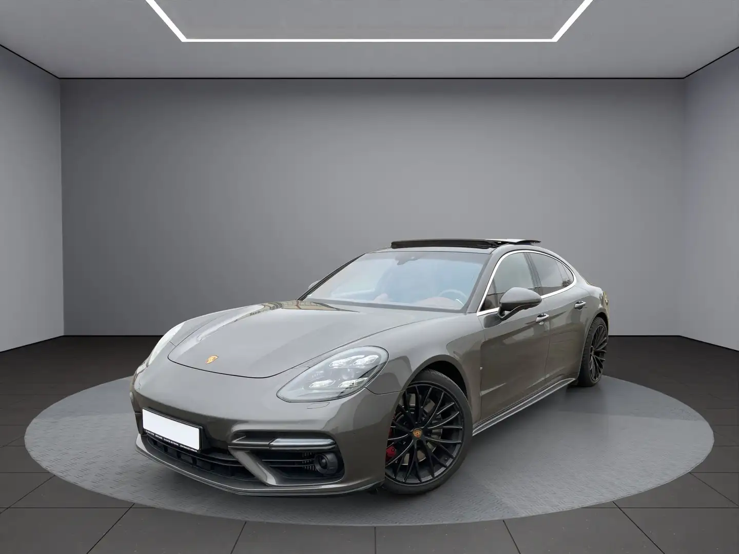 Porsche Panamera Turbo Akrapovic /PANO/360°/SHZ V+H/BOSE/MASSAGE Gris - 1