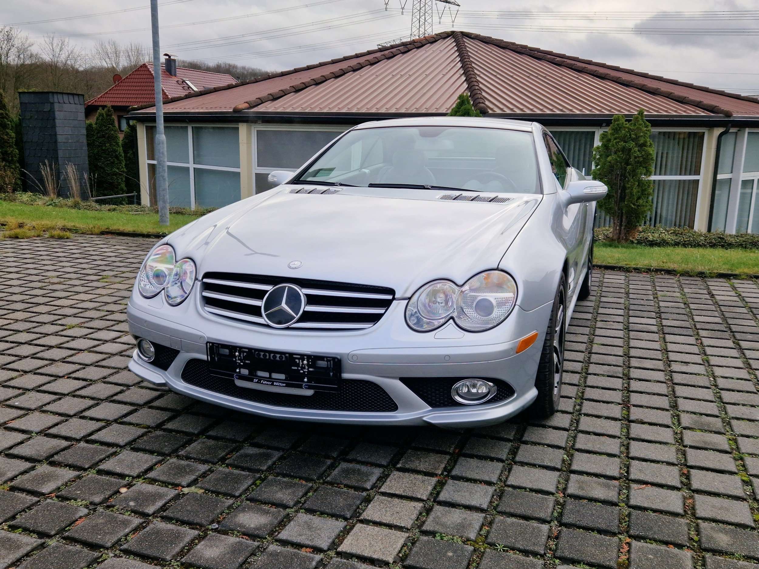 Second hand Mercedes Benz Sl-Class 500