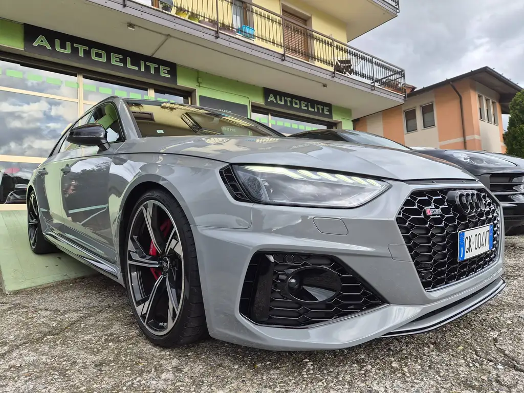 Audi RS4 2022 из Европы — купить под ключ