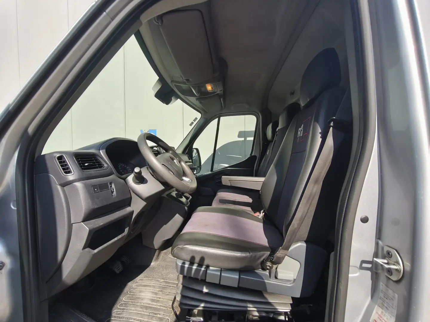 Renault Master FGN L2H3 3.5t 2.5 dCi 150 E4 EXTRA BVR6 - 1