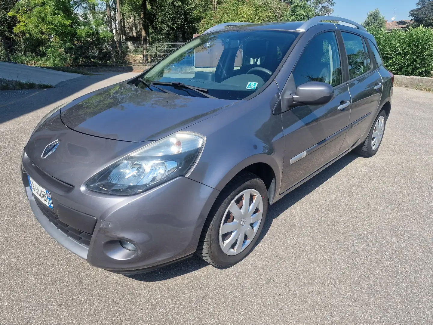 Renault Clio Sportour 1.2 tce Luxe 100cv - 1