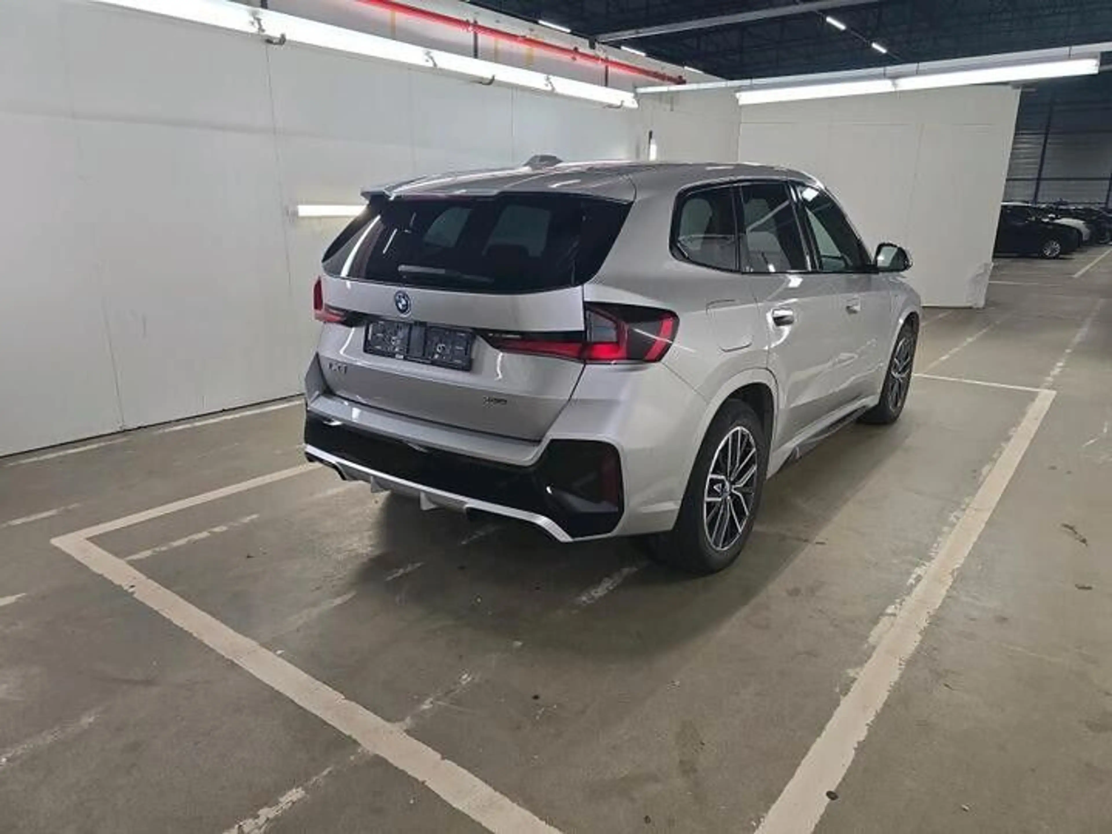 BMW iX1 20 eDrive M Sport*Netto-25000€ — photo 4