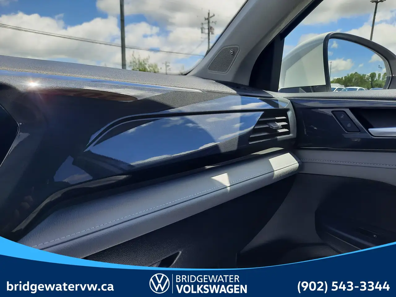 Volkswagen Taos photo Volkswagen Taos