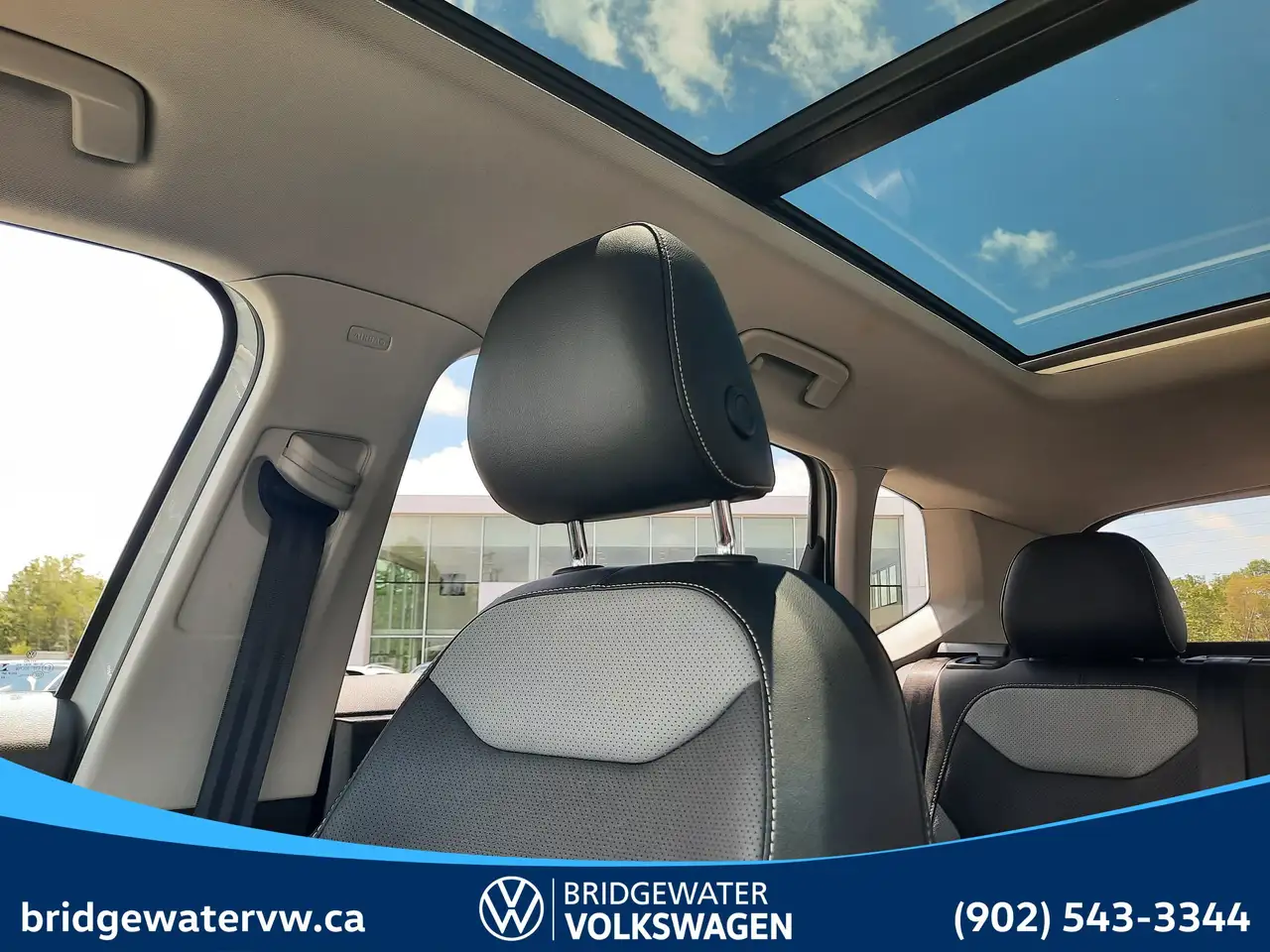 Volkswagen Taos photo Volkswagen Taos
