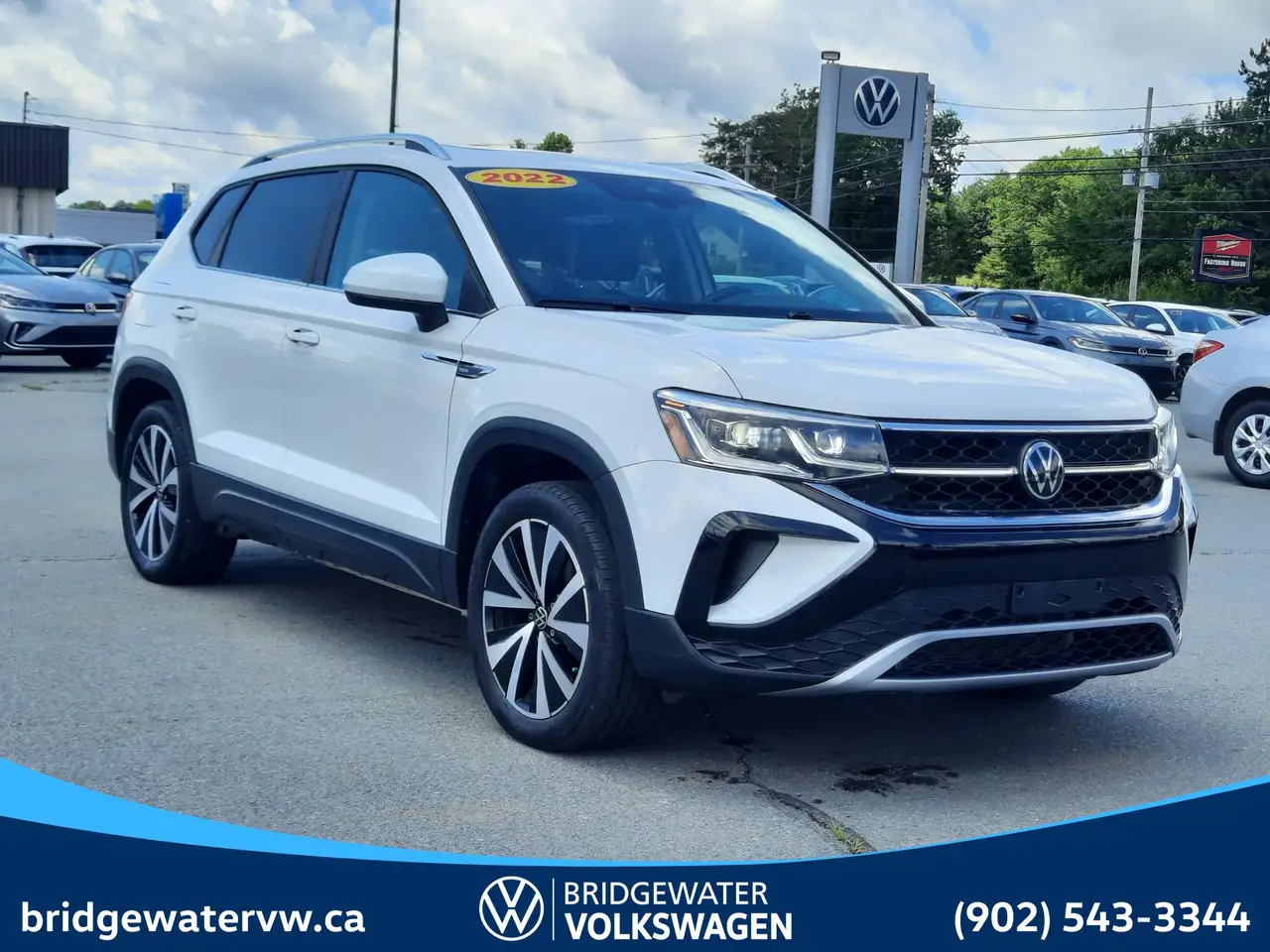 Volkswagen Taos photo Volkswagen Taos