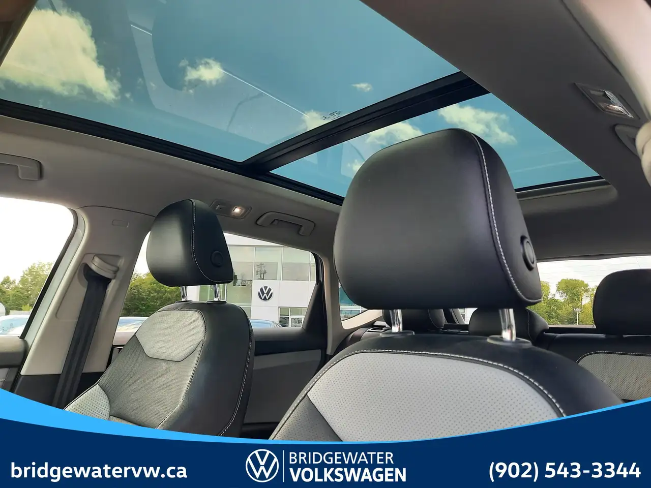 Volkswagen Taos photo Volkswagen Taos