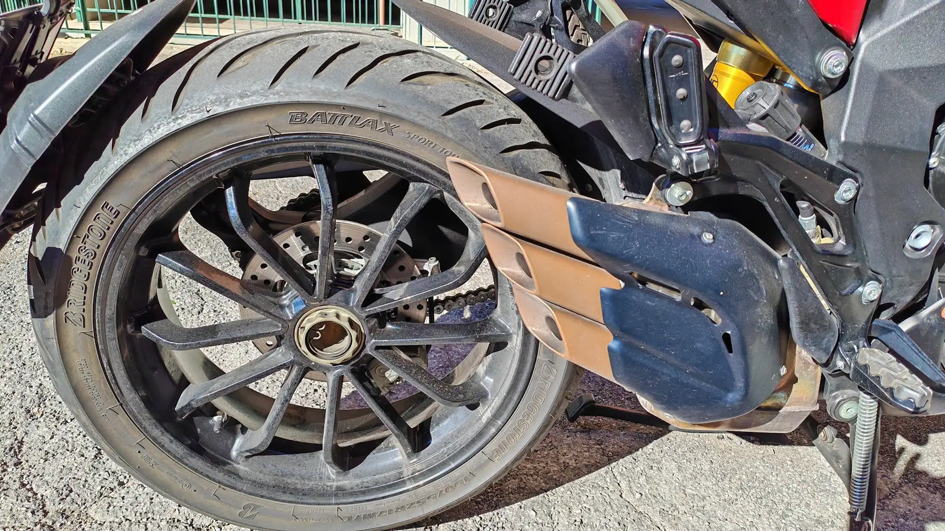 MV Agusta Turismo Veloce 800 Rosso Rojo - 2