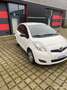 Toyota Yaris 1.0i 4cv 128000kms Blanc - thumbnail 3