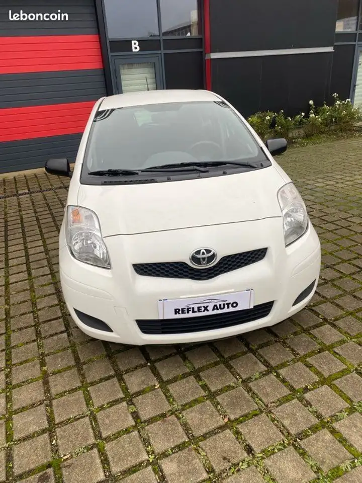 Toyota Yaris 1.0i 4cv 128000kms
