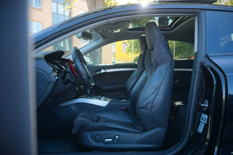 Audi RS5 5 Coupé 4.2 FSI quattro / 2.HD / Pano/ R-Ka, — photo 9