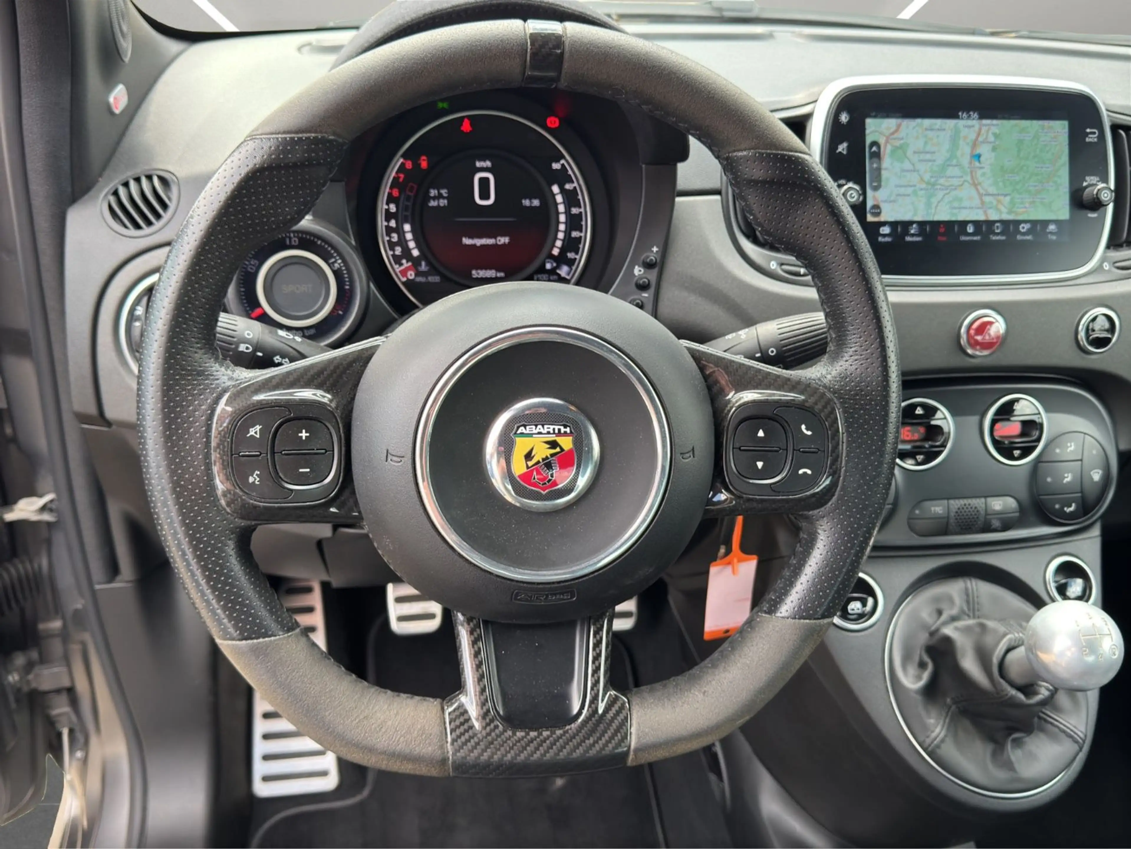 Abarth 595 Competizione — photo 9