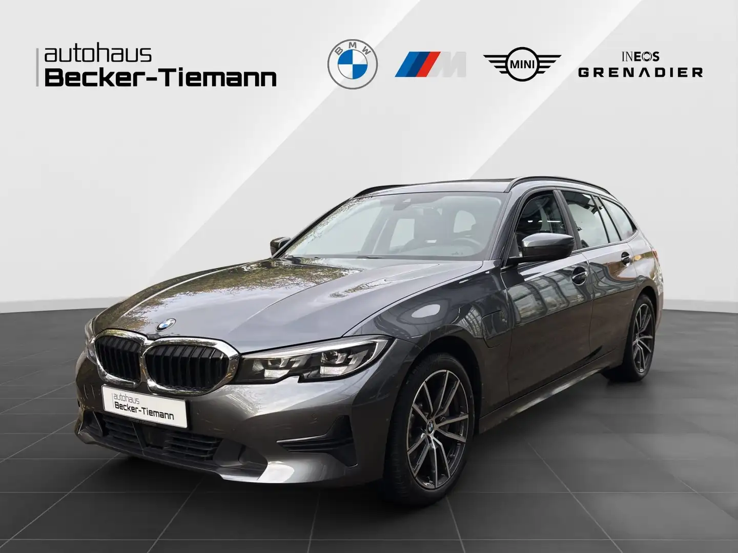 BMW 330 e Touring LED | Abstandst. | Navi | Kamera | HiFi Grau - 1