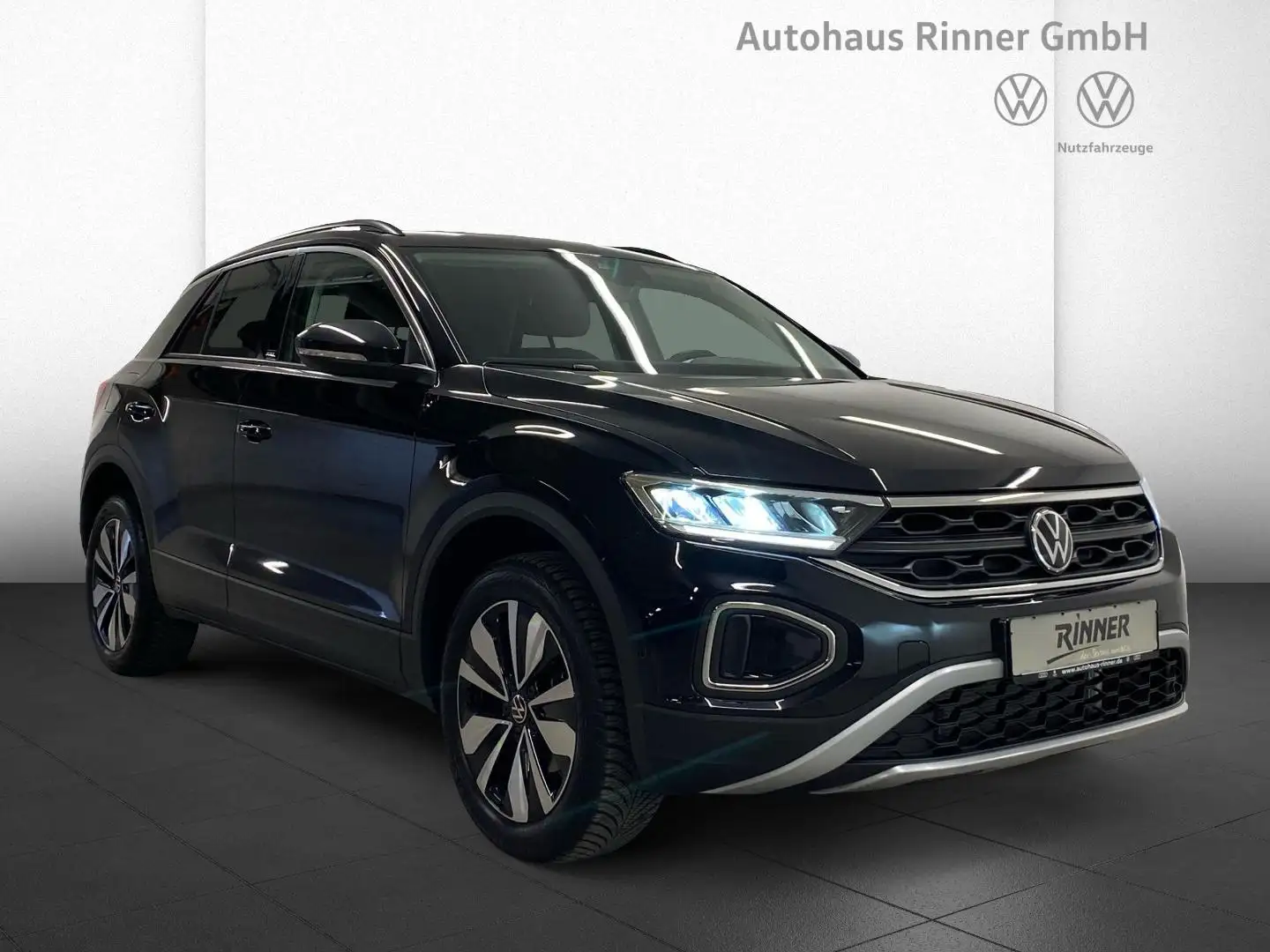 Volkswagen T-Roc MOVE Move 1.5 TSI 110kW 7-Gang Automatik Schwarz - 1