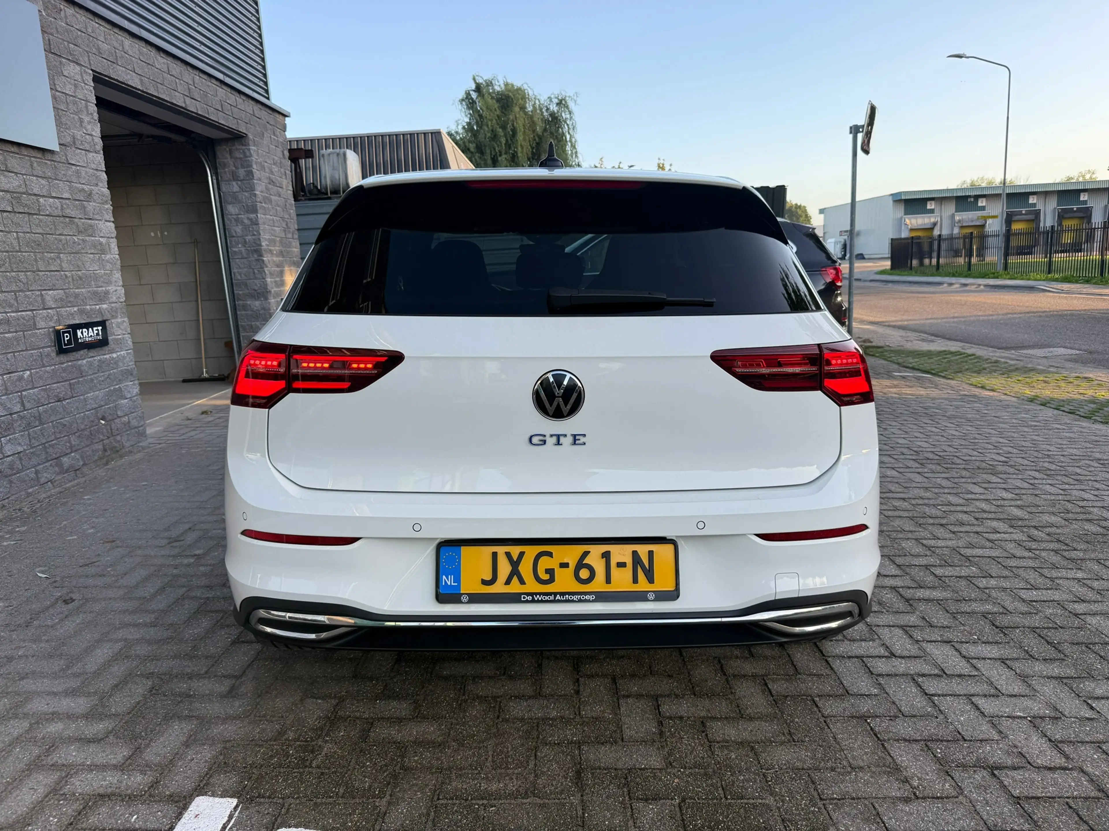 Volkswagen Golf GTE 1.4 eHybrid | PANO | Head-up | IQ Light | Ambient — photo 11