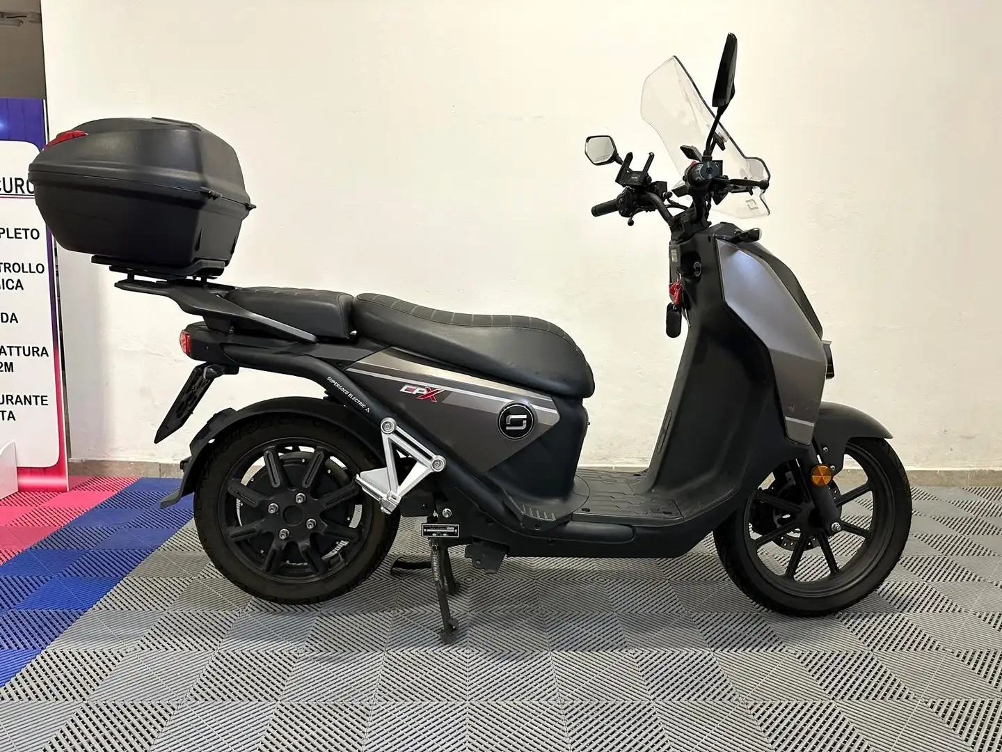 Super Soco CPX Gri - 2
