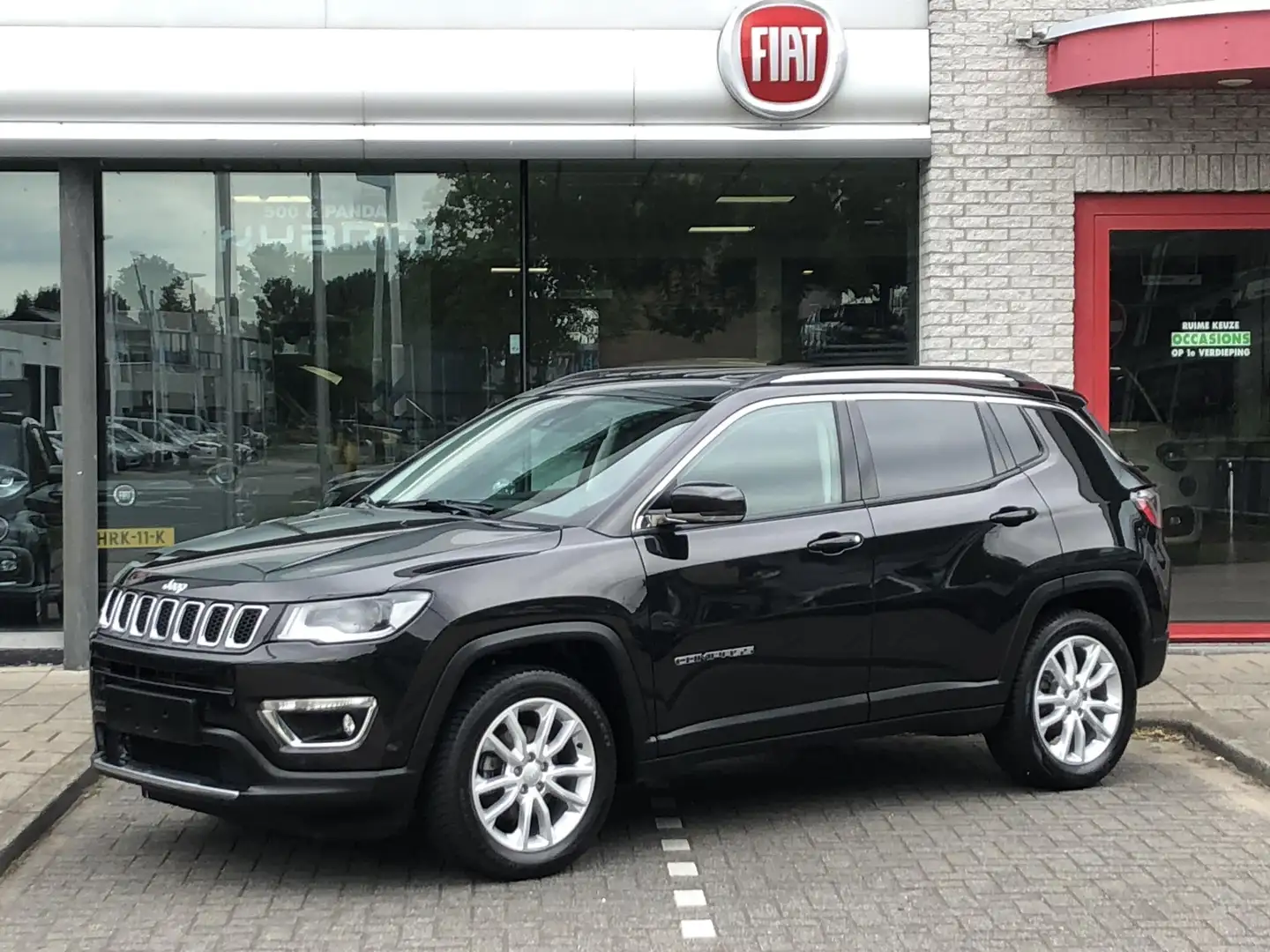 Jeep Compass 1.3T Limited DCT AUTOMAAT|NAVI|CLIMATE|CAMERA|PDC| Zwart - 1