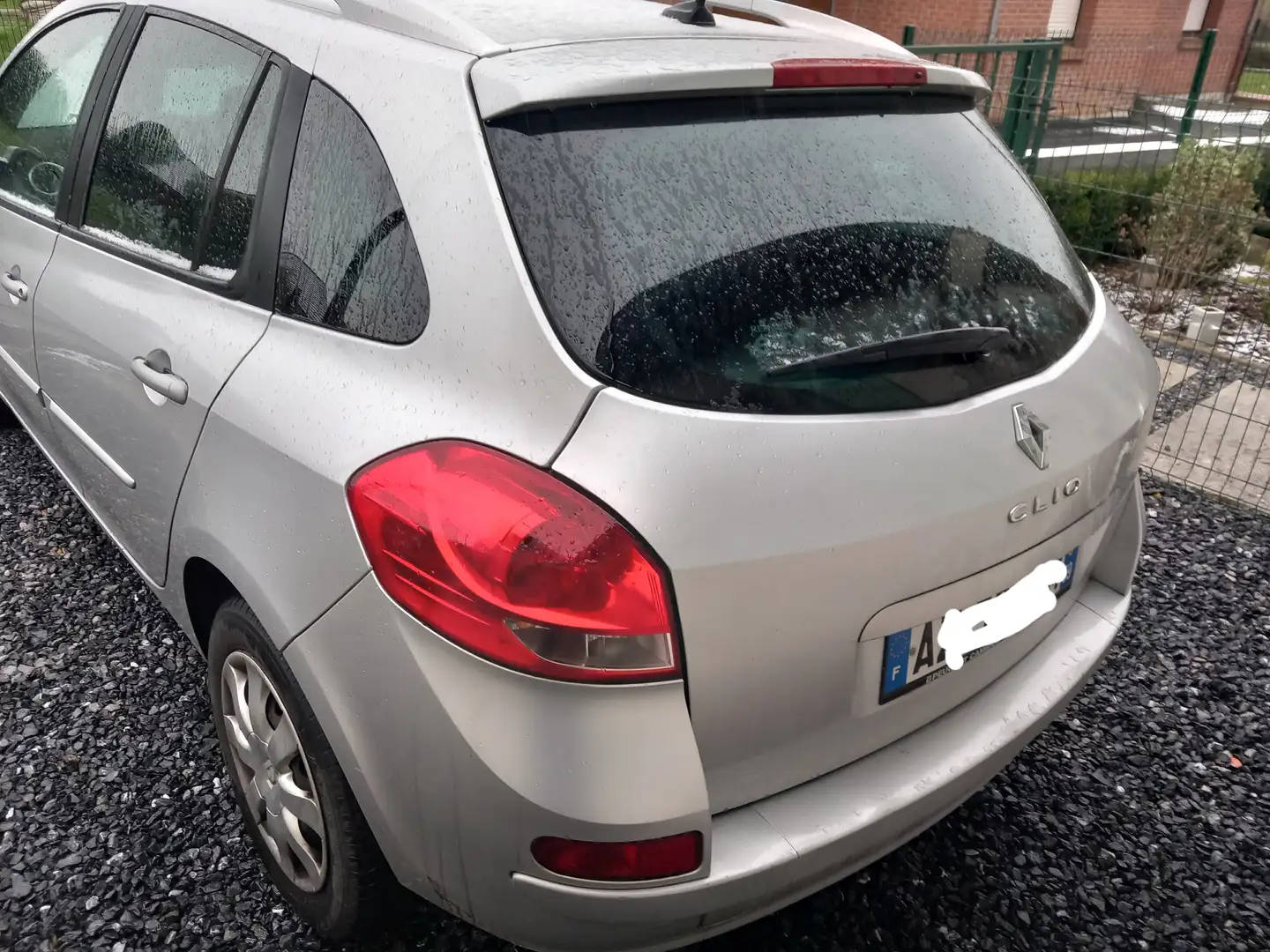 Renault Clio Clio Estate III dCi 85 eco2 Dynamique TomTom - 2