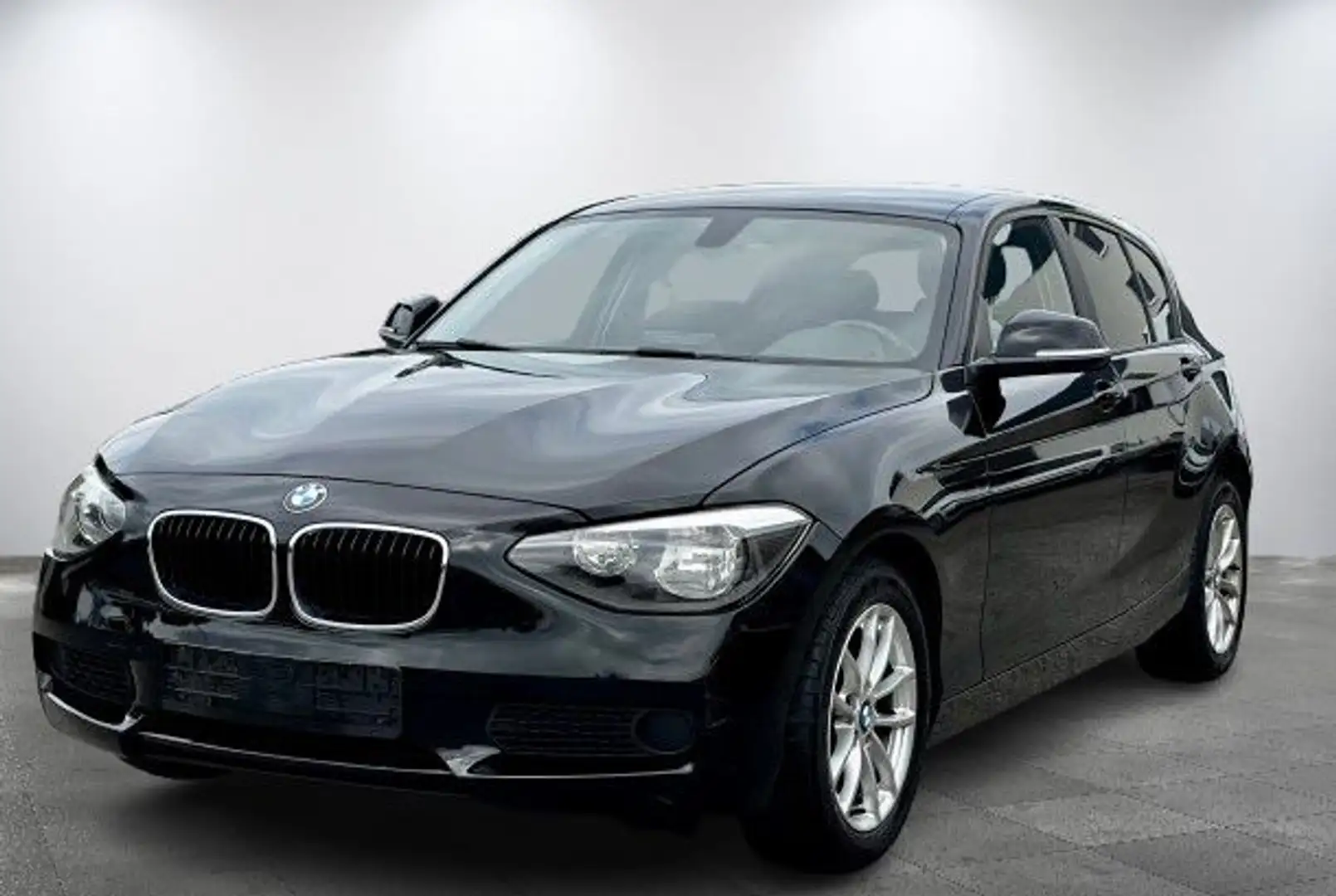 BMW 114 i*SITZHEIZUNG*PDC*MULTIFUNKTIONSLENKR*EURO6* Negro - 2