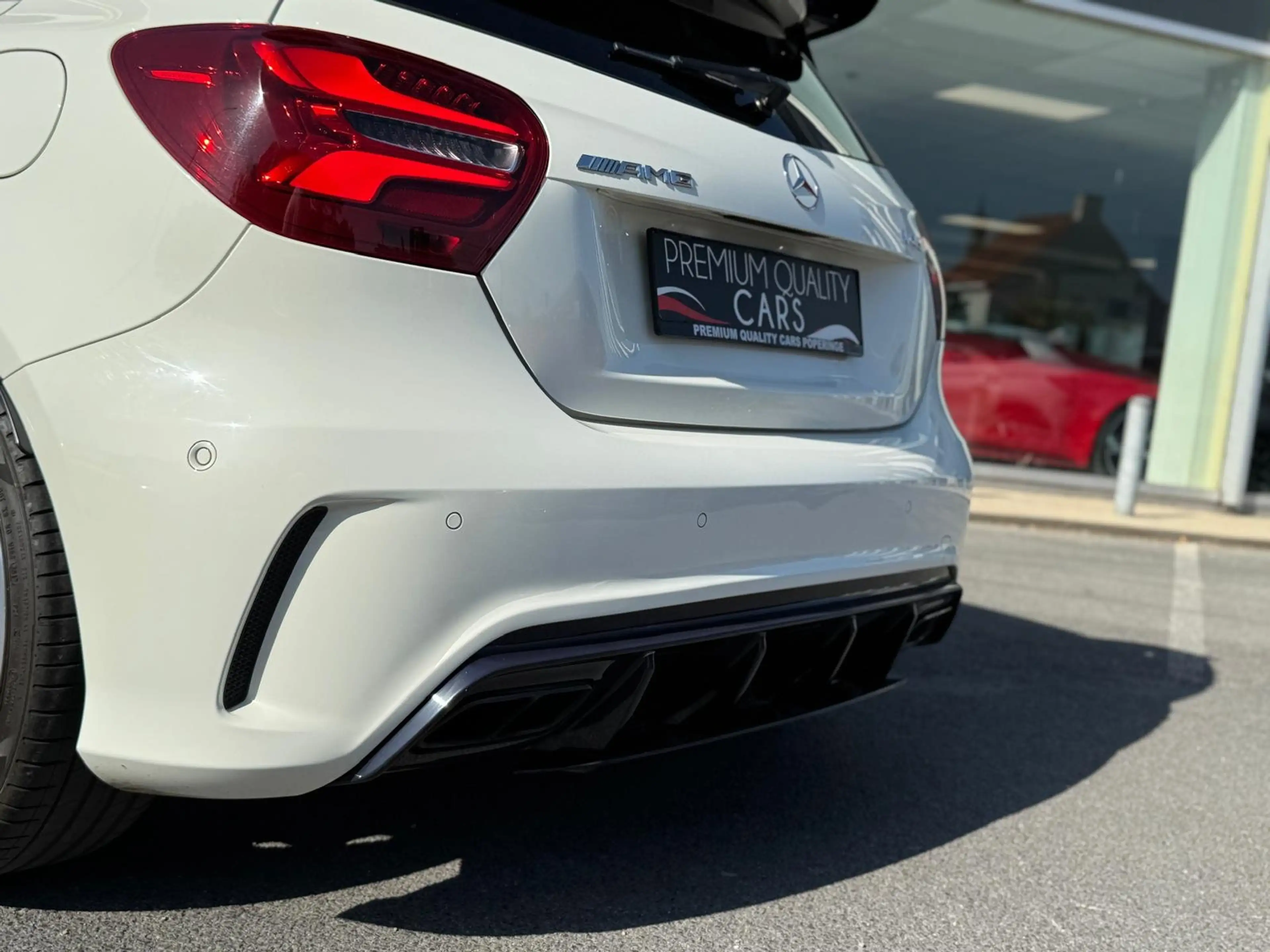 Mercedes-Benz A 45 AMG PANO/ SPORTUITLAAT / CARPLAY / HARMAN KARDON / — photo 15