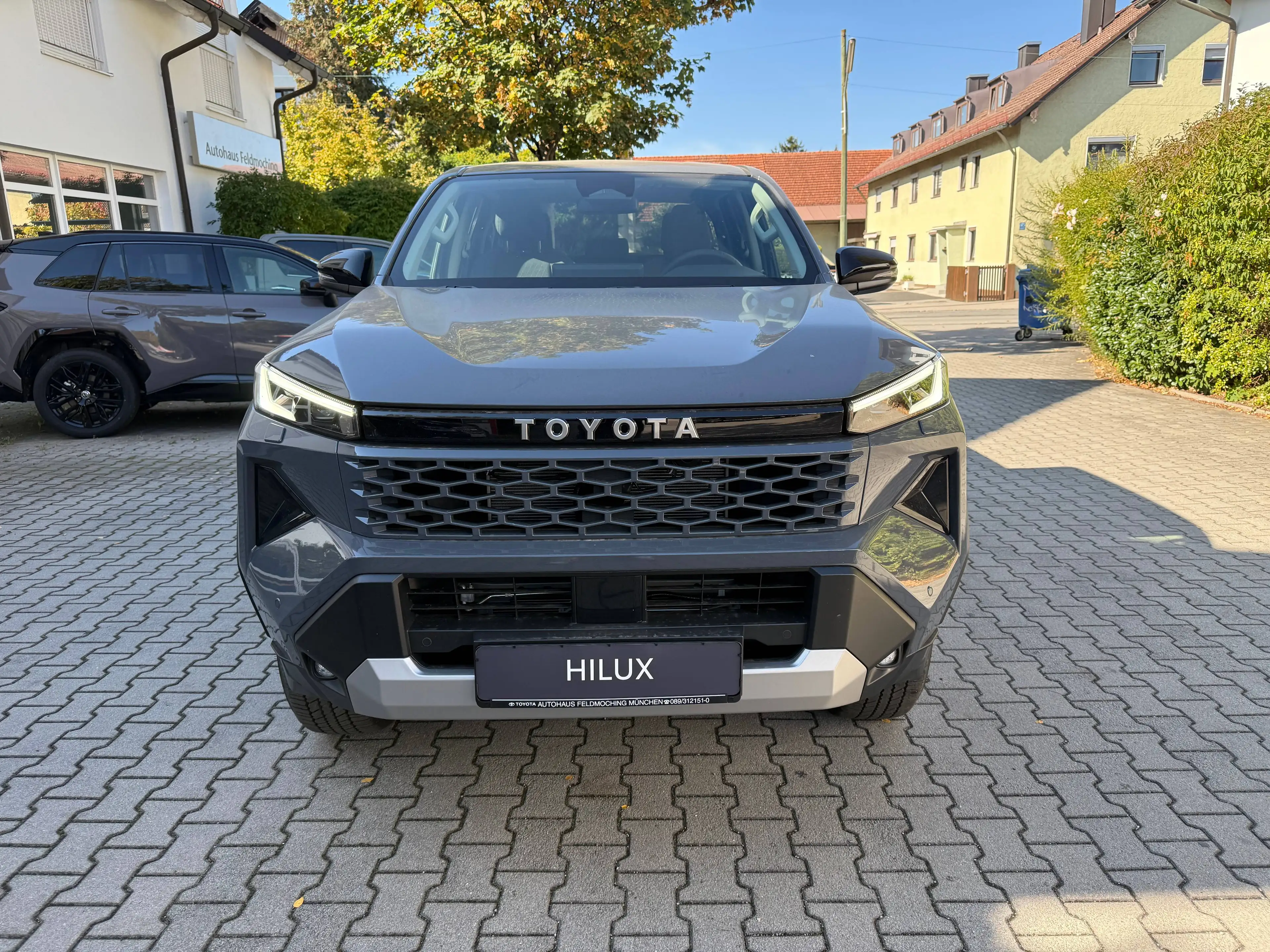 Toyota Hilux HiLux 4x4 Double Cab Autm. Active,Navi,TWW,Kamera,PDC,Alu — photo 3