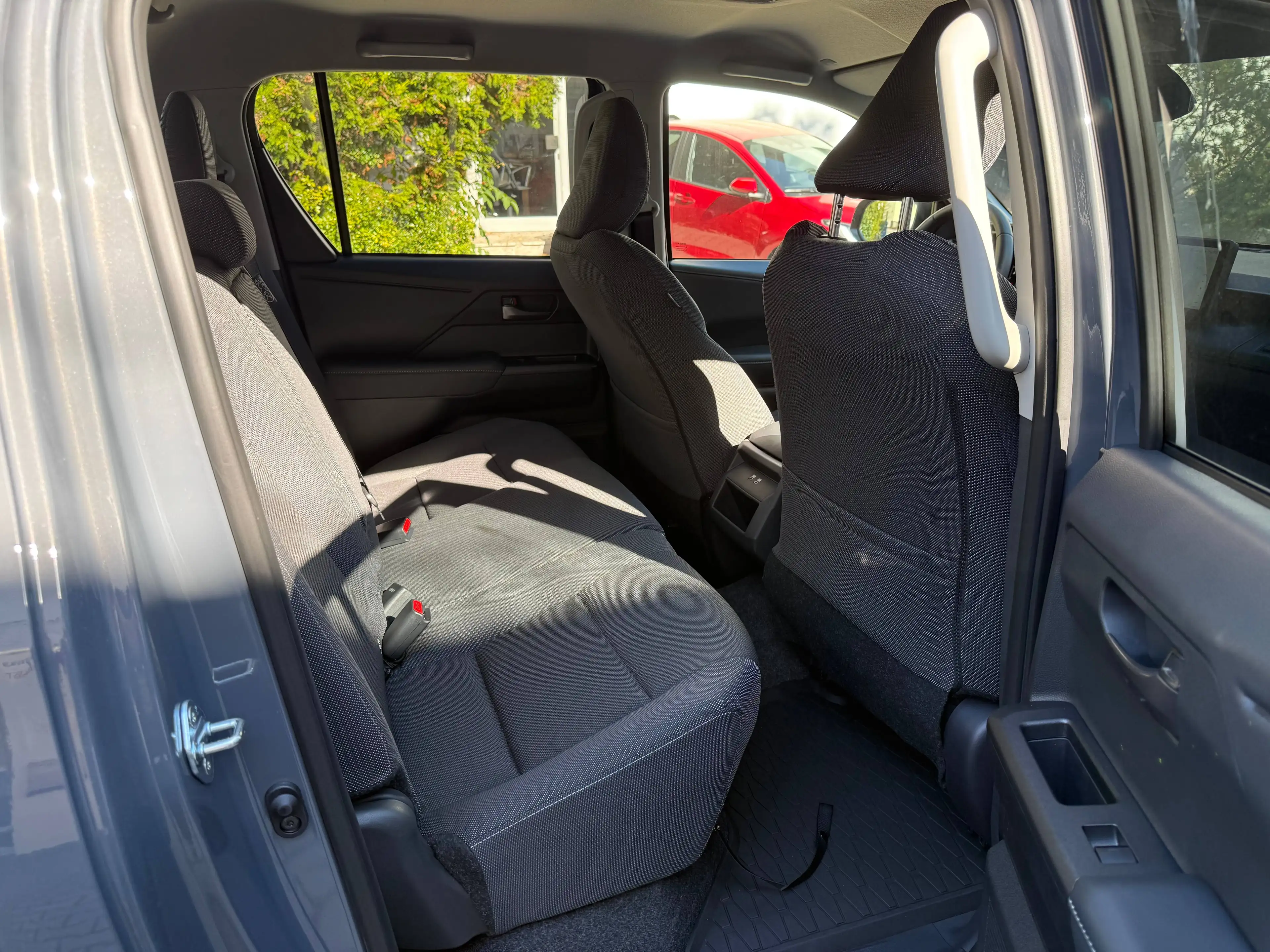Toyota Hilux HiLux 4x4 Double Cab Autm. Active,Navi,TWW,Kamera,PDC,Alu — photo 10