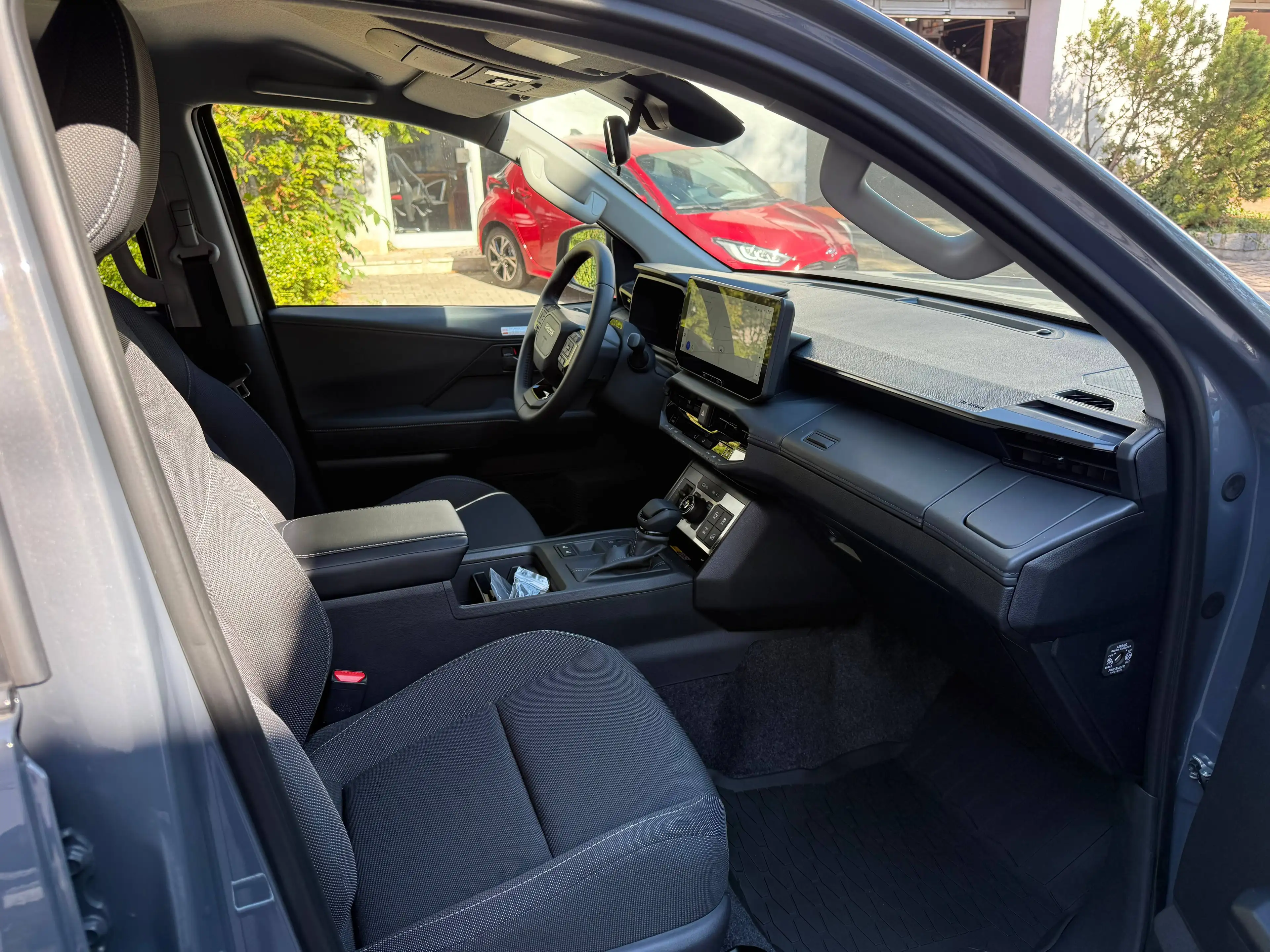 Toyota Hilux HiLux 4x4 Double Cab Autm. Active,Navi,TWW,Kamera,PDC,Alu — photo 9