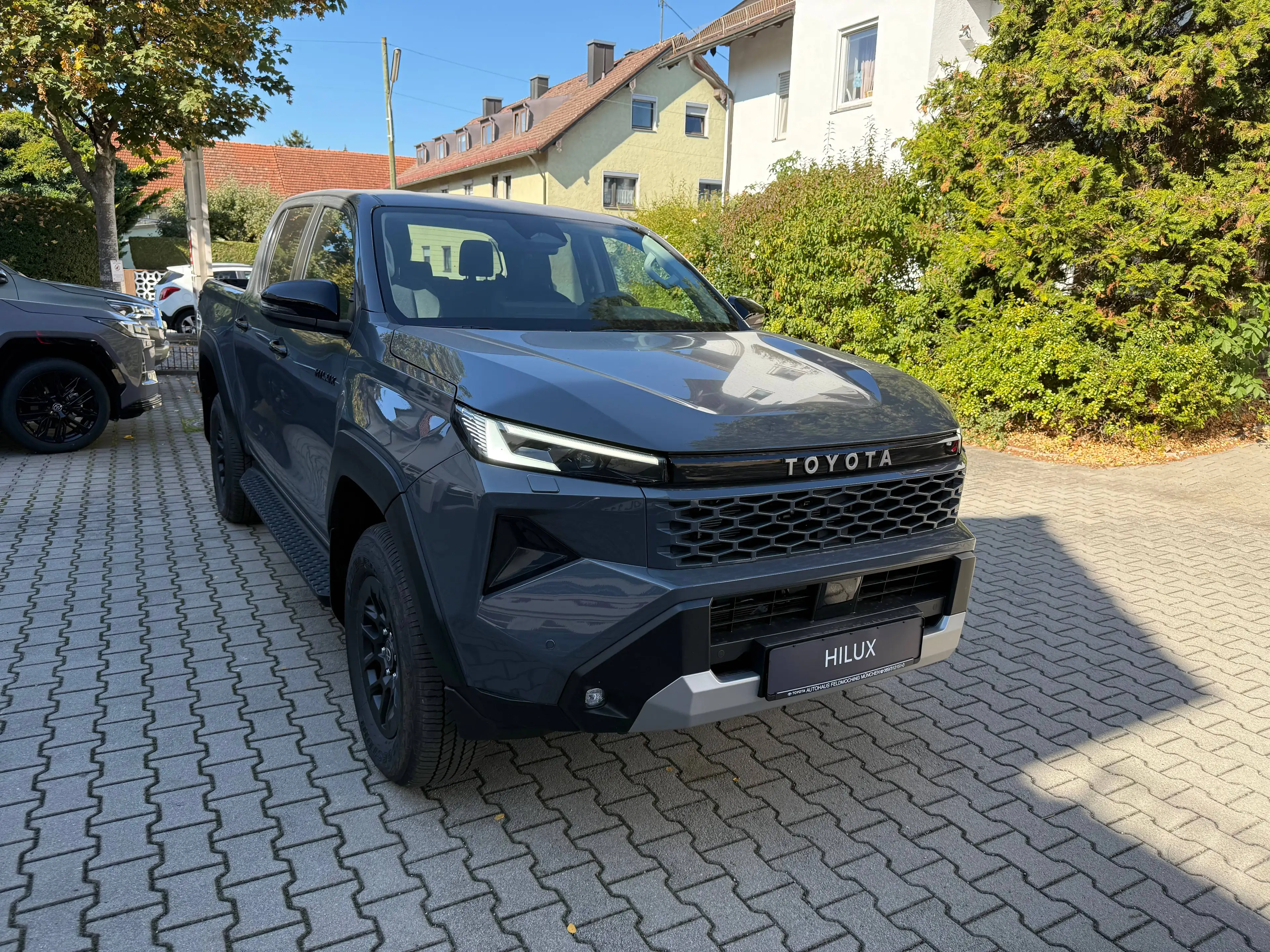 Toyota Hilux HiLux 4x4 Double Cab Autm. Active,Navi,TWW,Kamera,PDC,Alu — photo 2