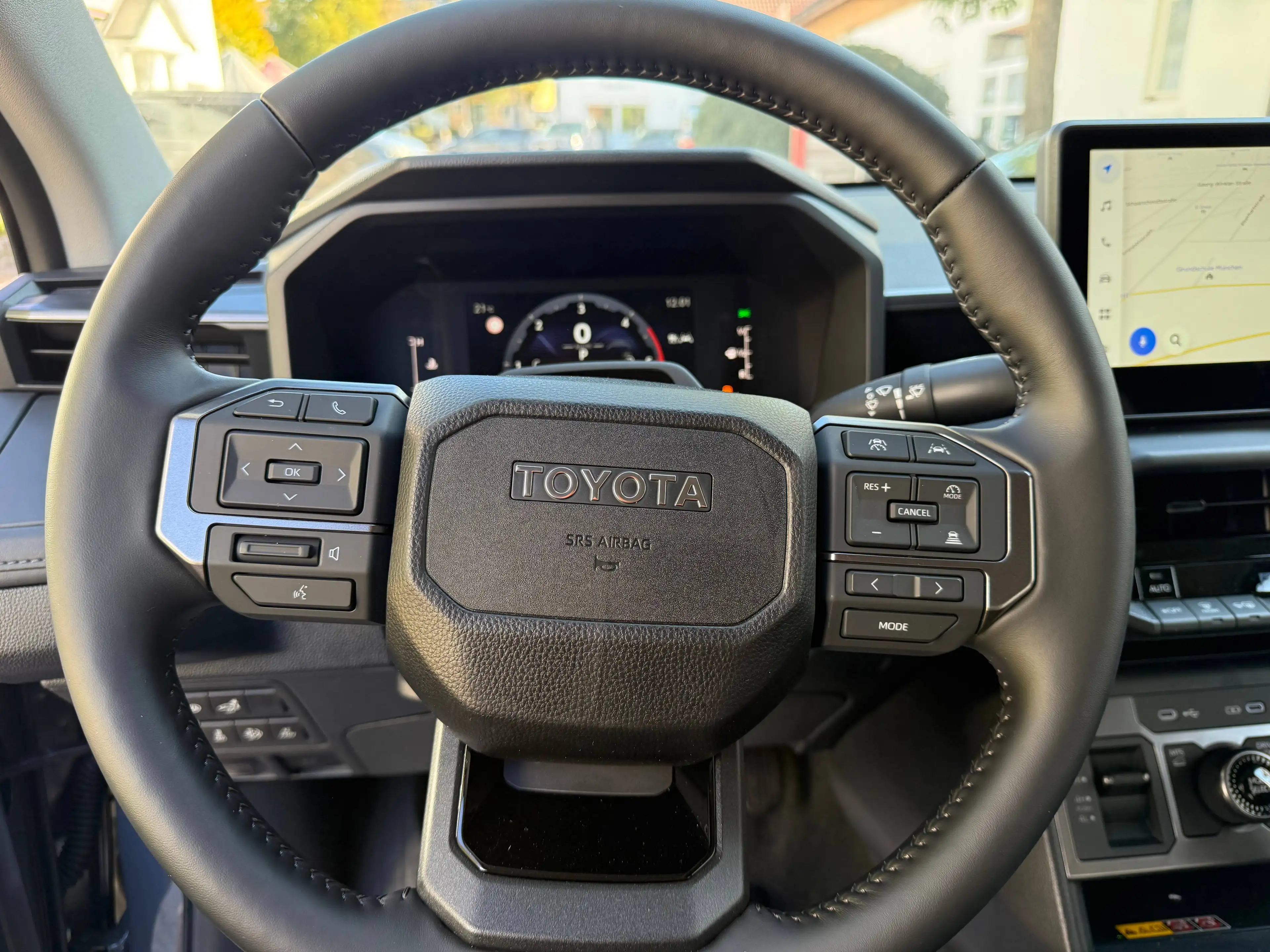Toyota Hilux HiLux 4x4 Double Cab Autm. Active,Navi,TWW,Kamera,PDC,Alu — photo 13