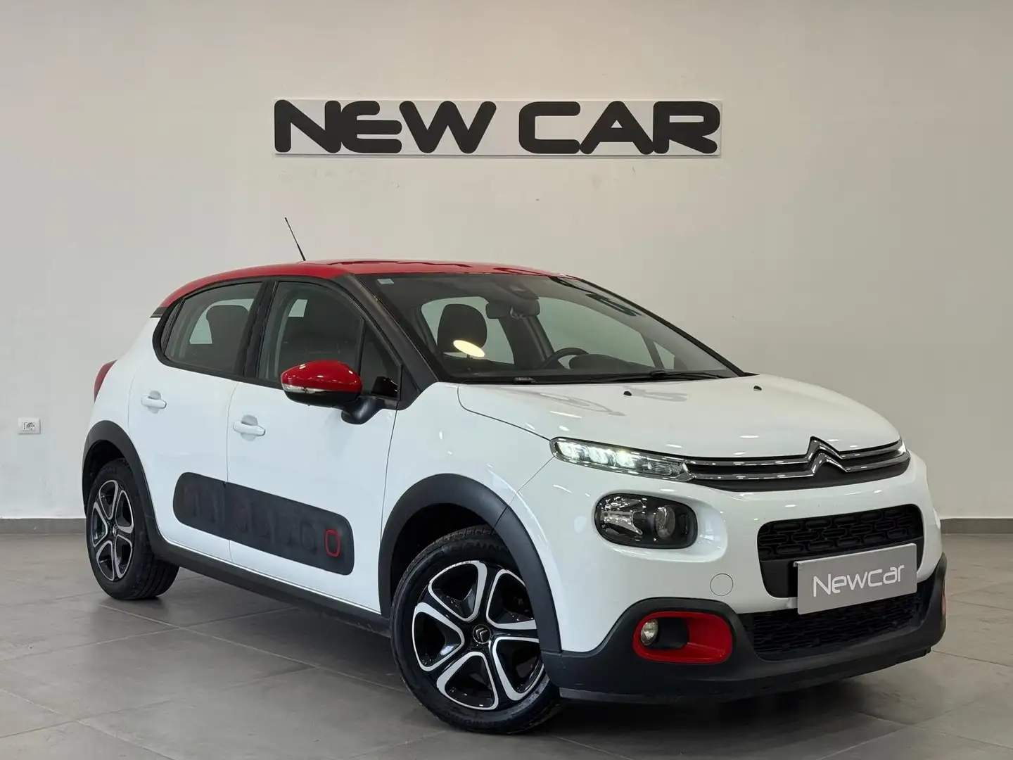Citroen C3 C3 PureTech 83 S&S Shine Bianco - 1