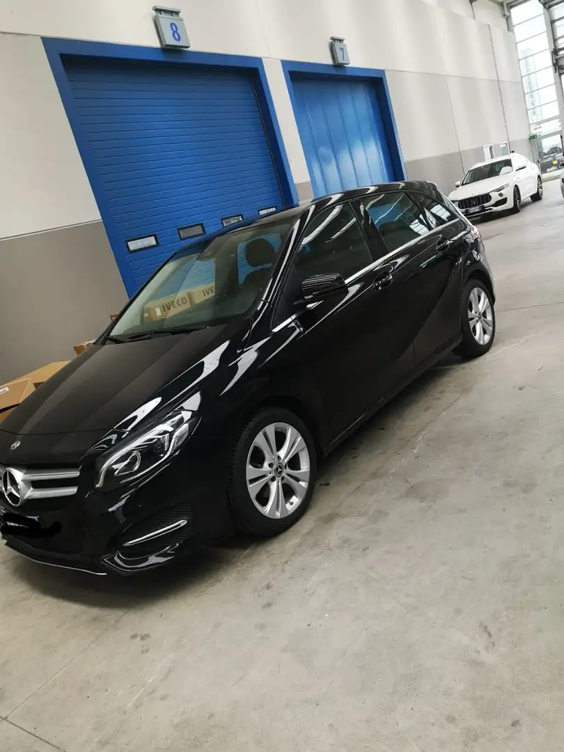 Mercedes-Benz B 180 d (cdi) Sport auto Nero - 2