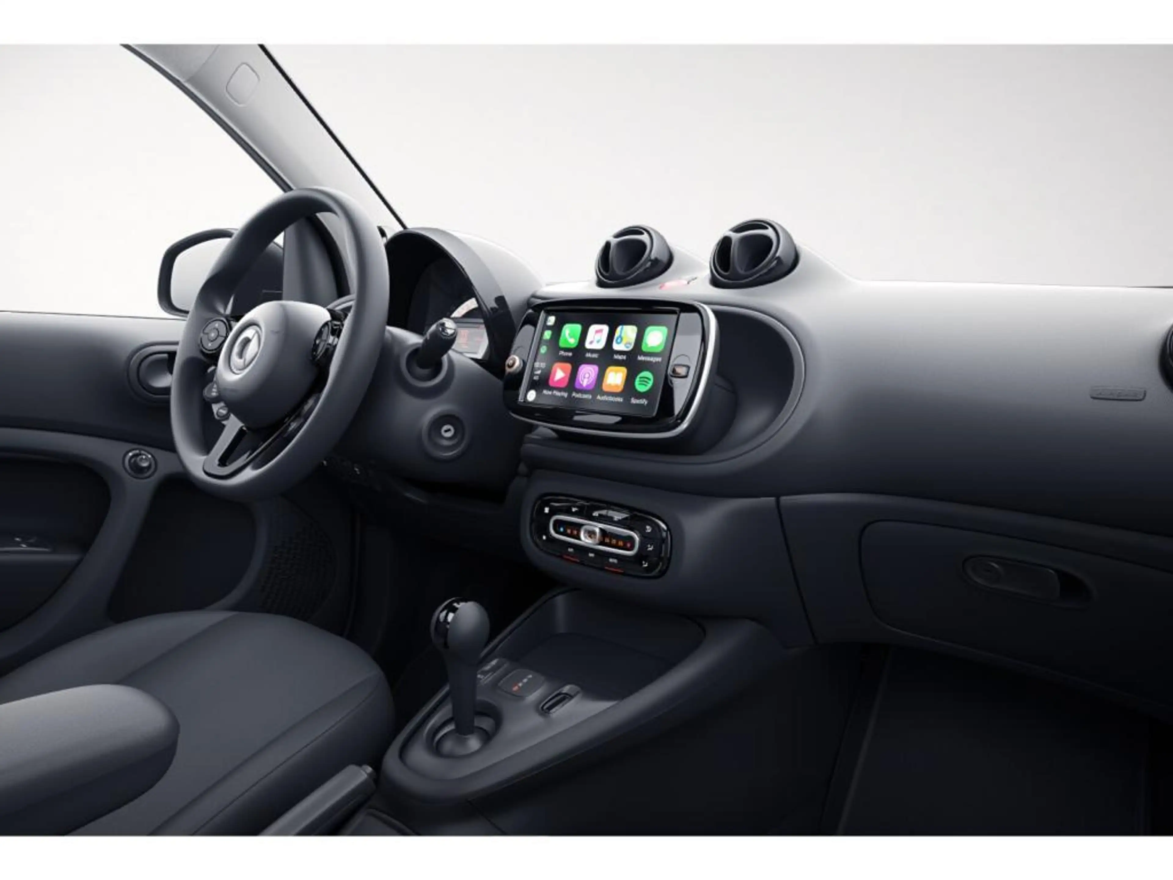 smart forTwo EQ coupe — photo 10