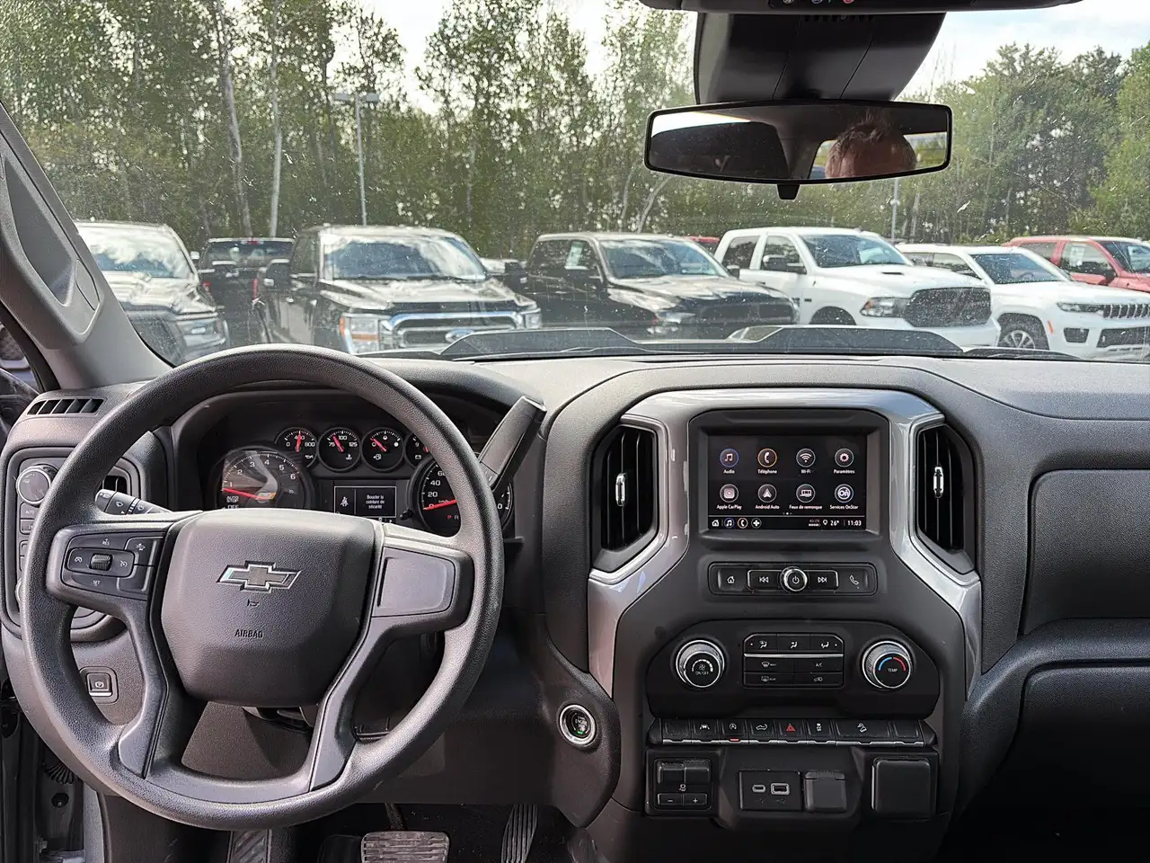 Chevrolet Silverado 1500 снимка Chevrolet Silverado 1500