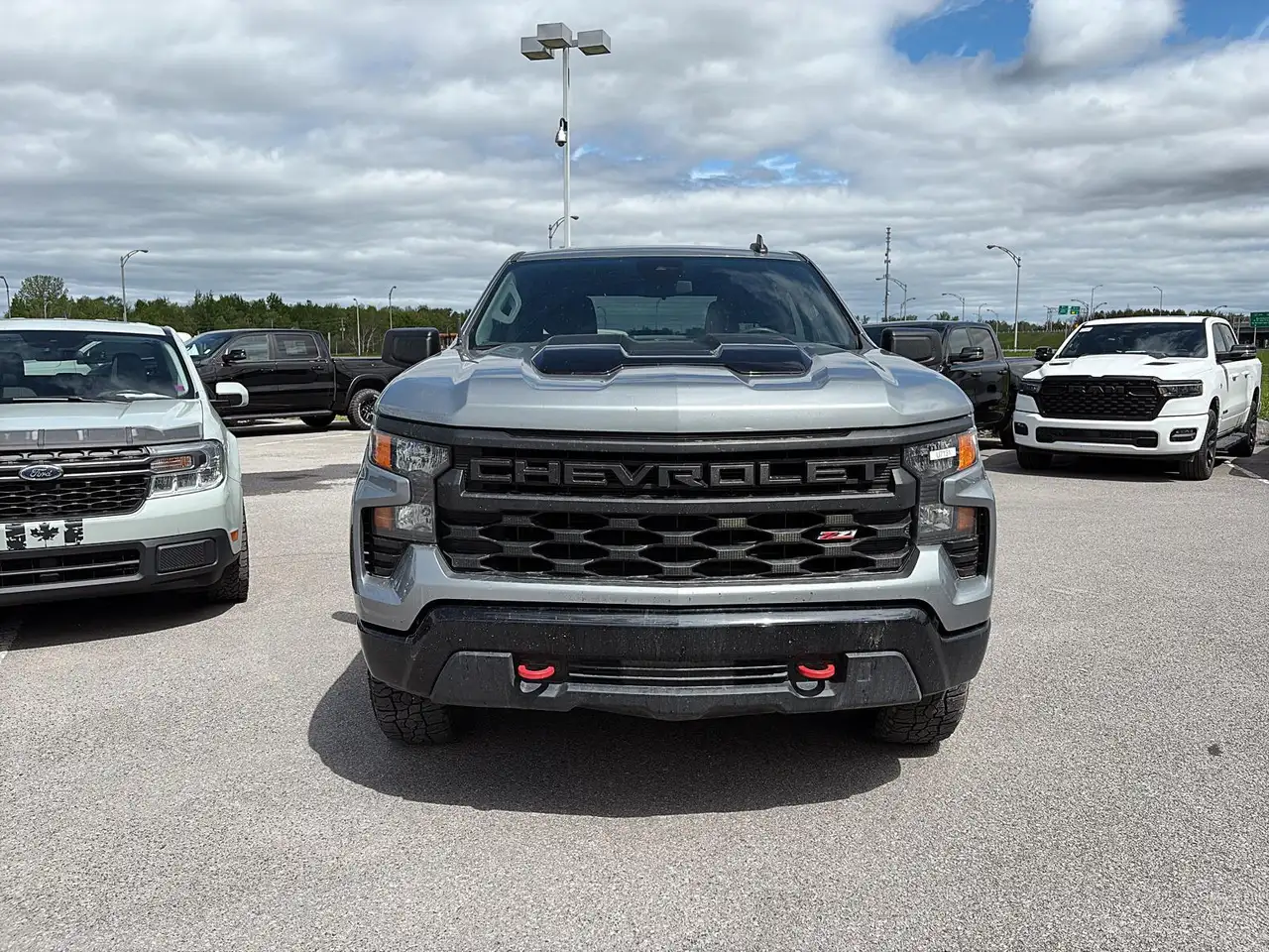 Chevrolet Silverado 1500 снимка Chevrolet Silverado 1500