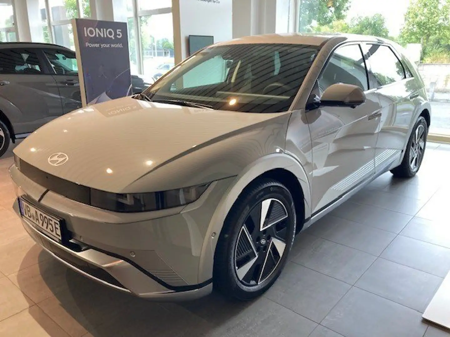 Hyundai IONIQ 5 Uniq Elektro Gri - 1