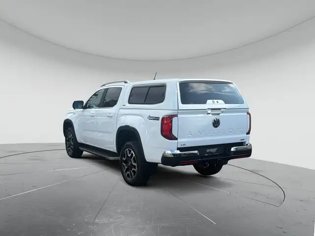 Volkswagen Amarok view 5