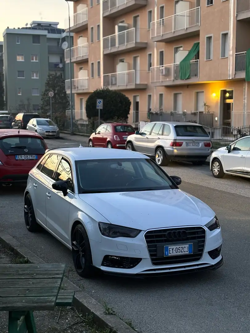Audi A3 Sportback 2.0 tdi Ambition Bianco - 1
