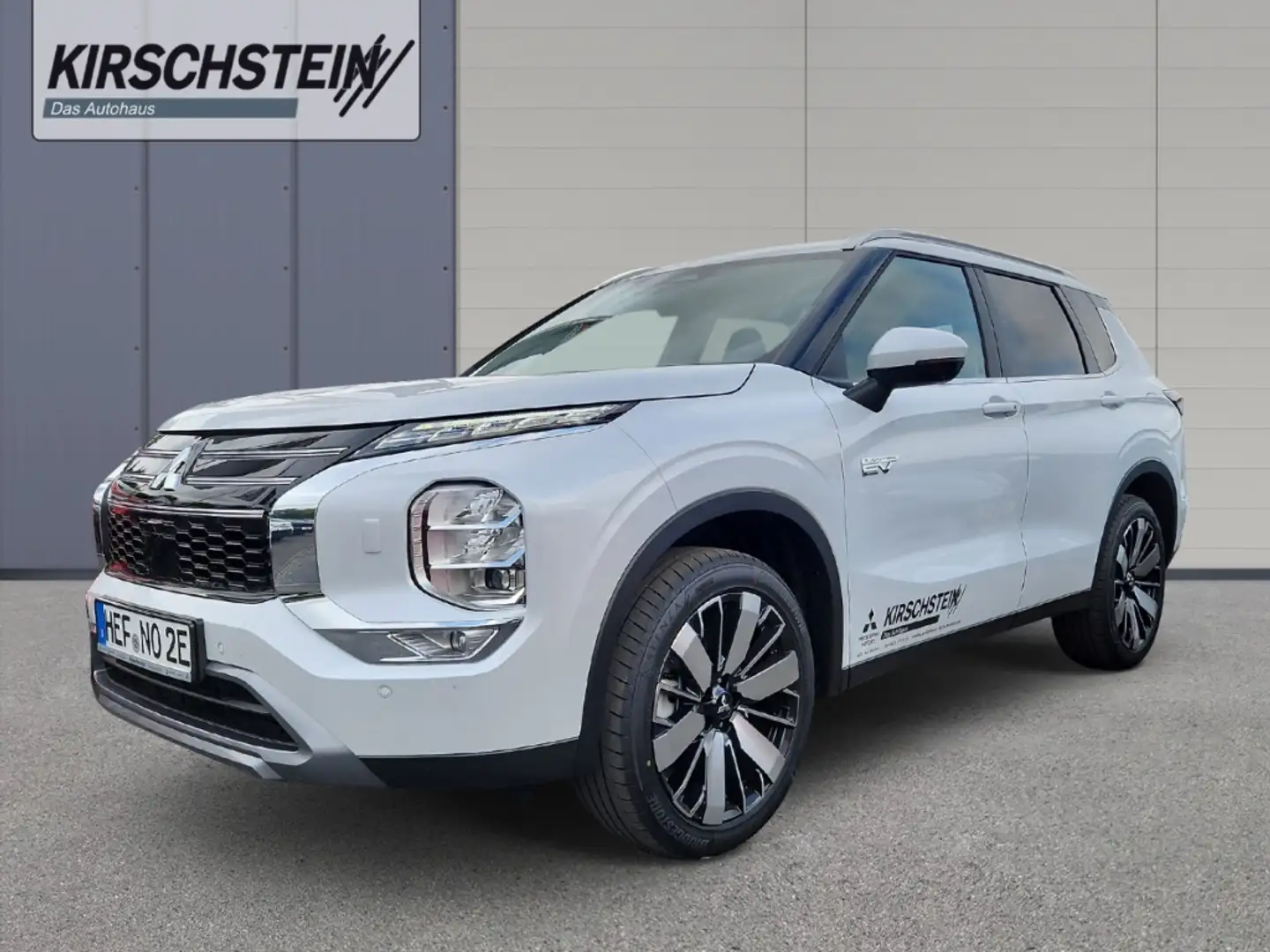 Mitsubishi Outlander Intro 4WD *Aktion!!* Weiß - 2