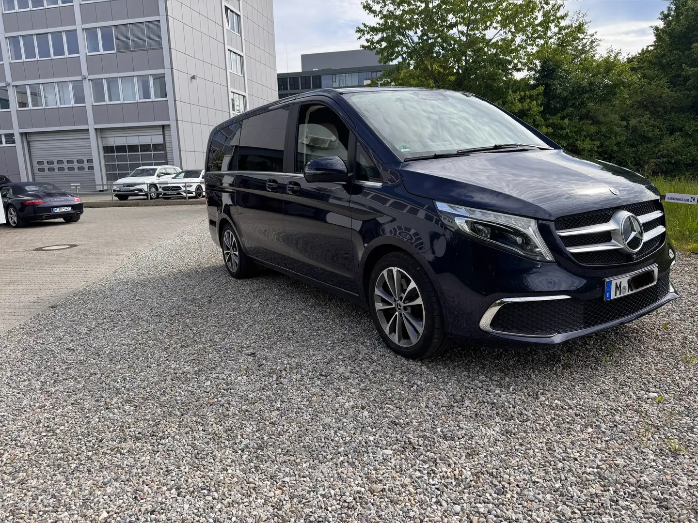 Mercedes-Benz V 250 d lang 9G-TRONIC Avantgarde Edition - 2